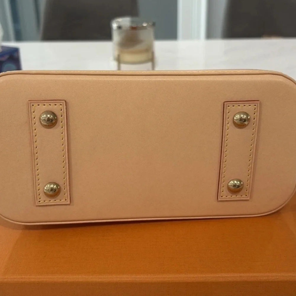 LOUIS VUITTON ALMA BB Monogram with Strap/ New/ Never Carried - Picture 6 of 11